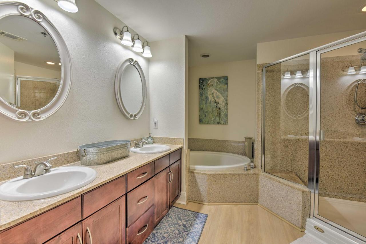 Comfy Pcb Condo With View And Private Beach Access! Panama City Beach Kültér fotó